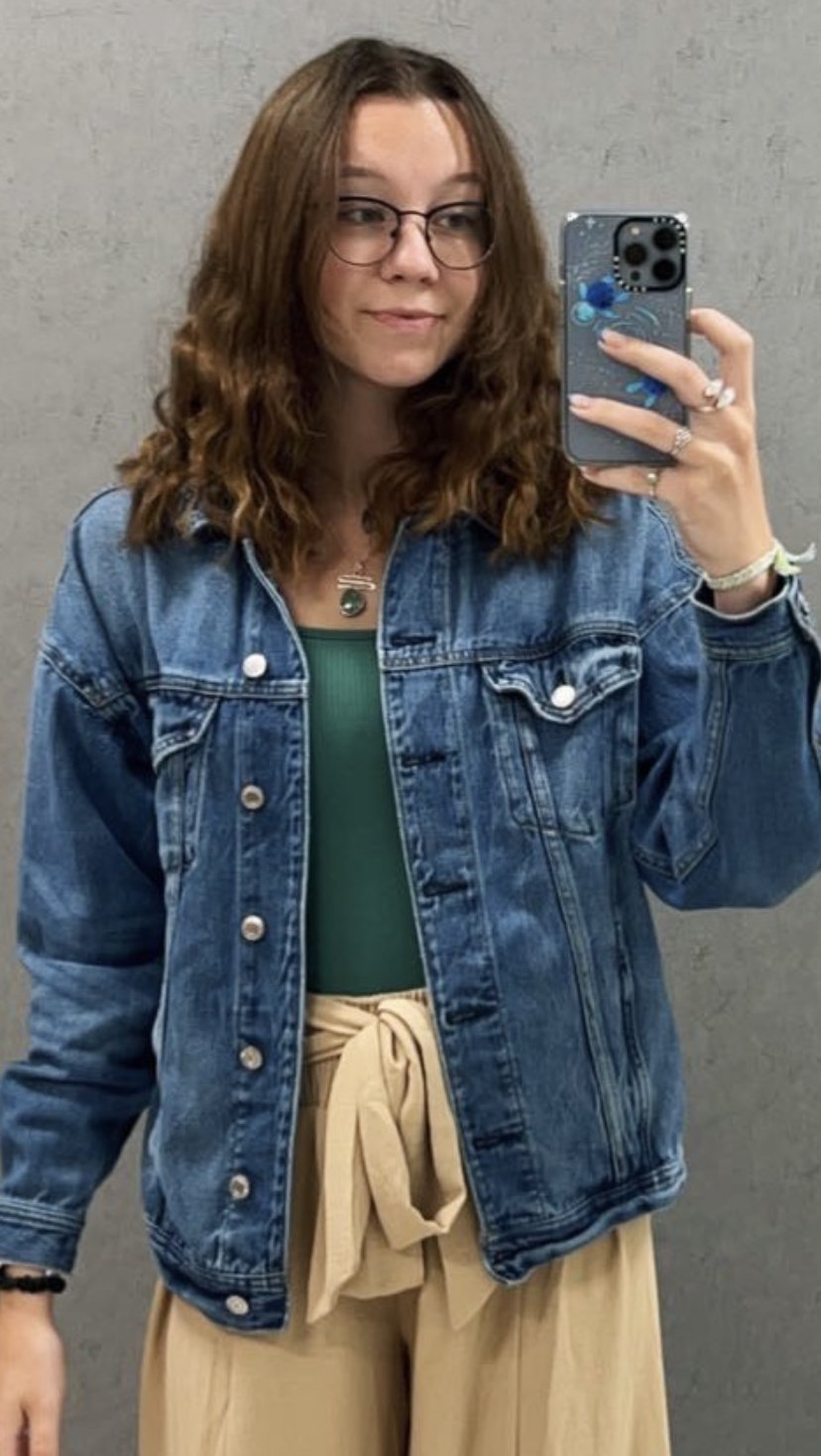 65799CC1-806F-47E0-AE48-130AFBF86BDE #pmAFR83e