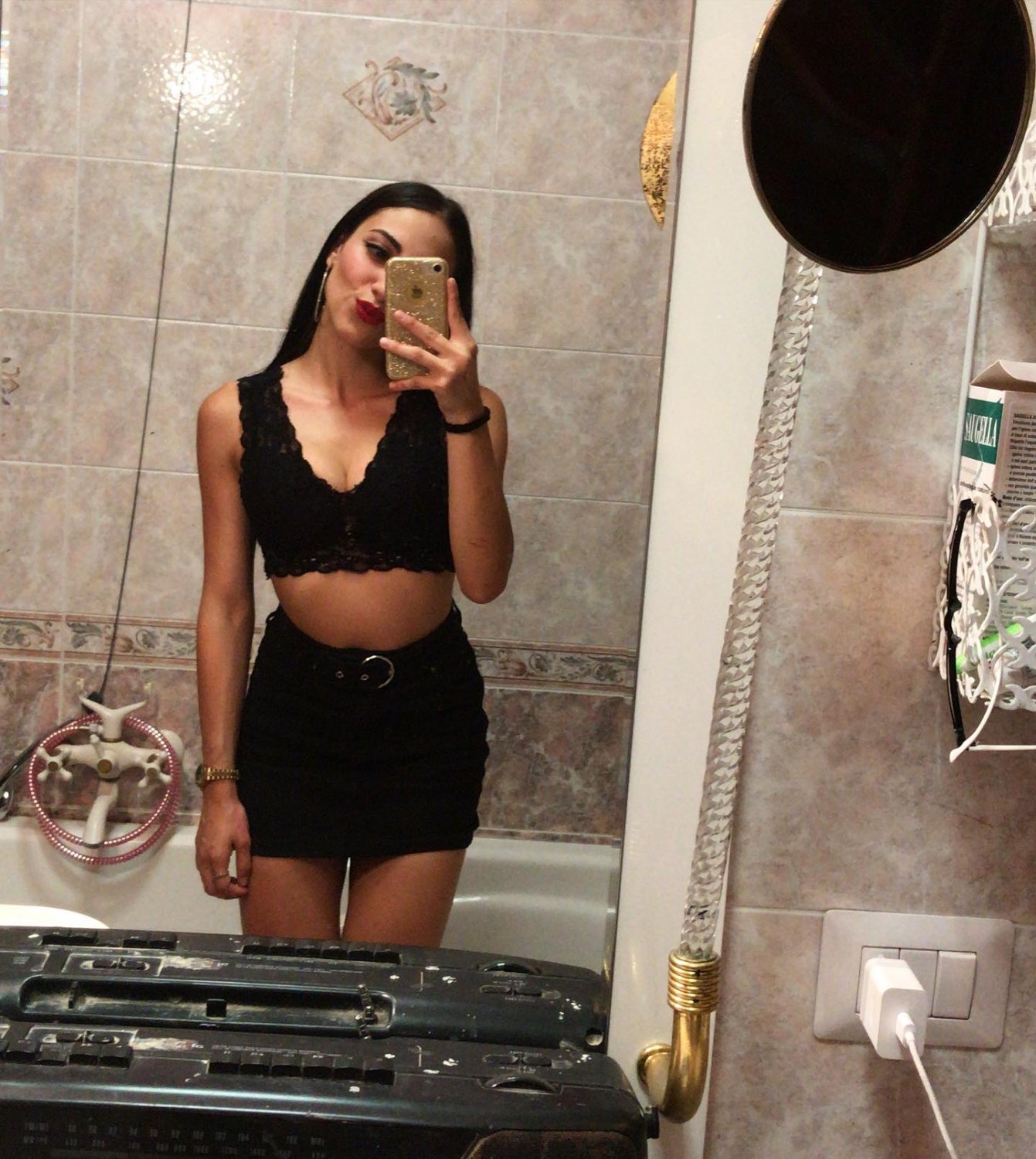 slut latina brunette (96) #6szZt4P8