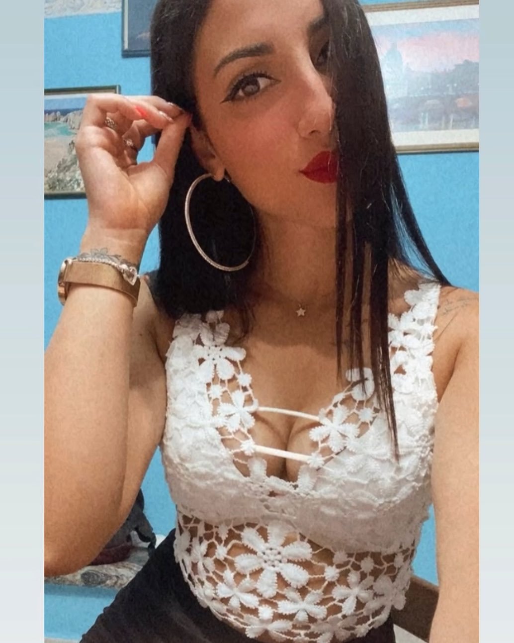slut latina brunette (96) #YnggE1Jy