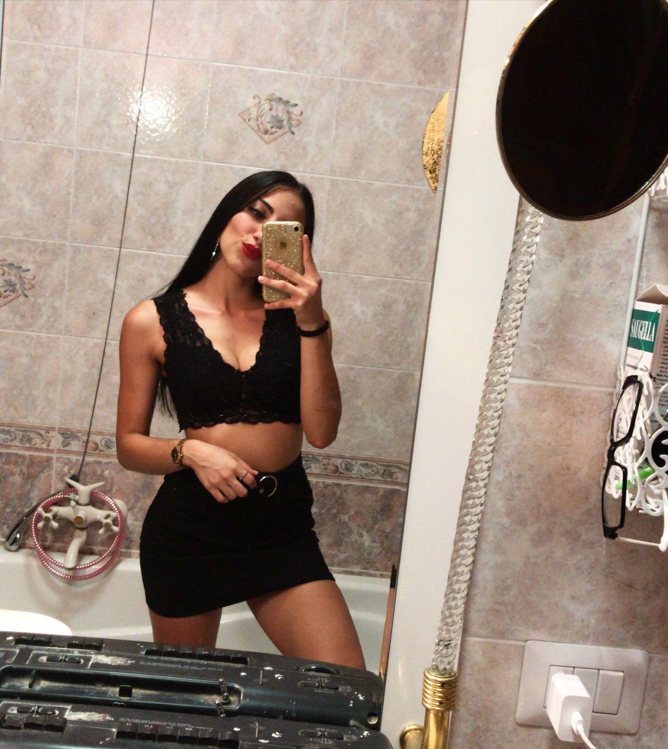 slut latina brunette (96) #kCSrvNFN