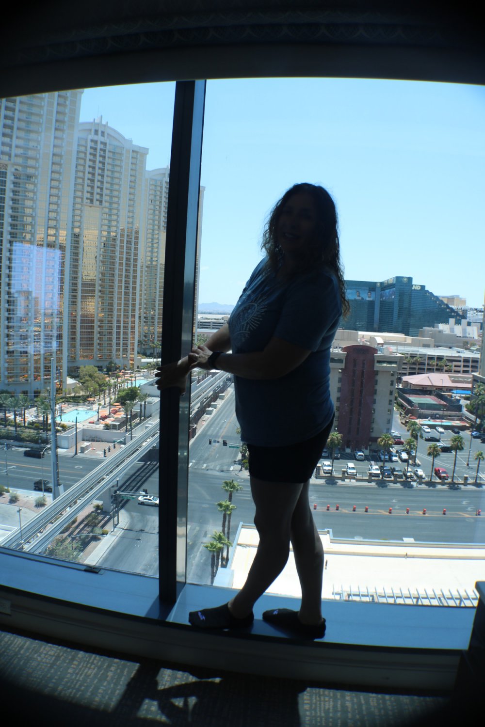 Wives in Vegas Hotel Rooms #lF6WbXCm